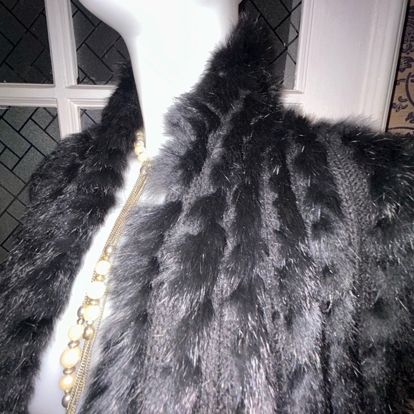 Alberto Makali Black Fur Vest With Fringe and Pockets - Picture 11 of 13